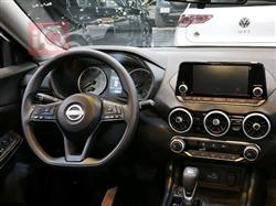 نيسان سنترا